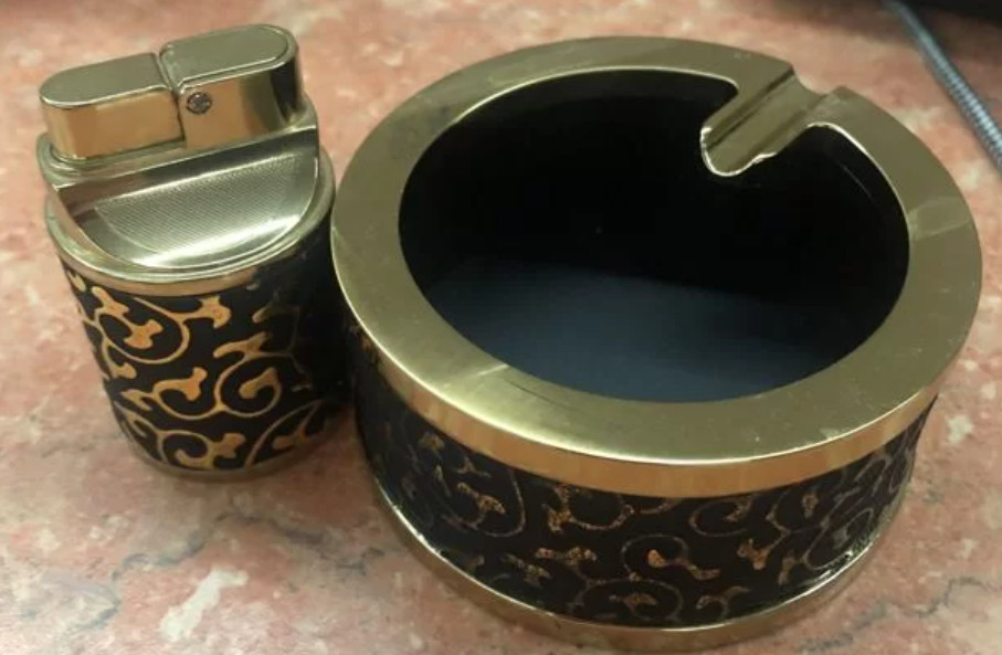 пепельница зажигалка большая