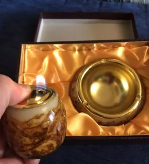 золотая пепельница зажигалка